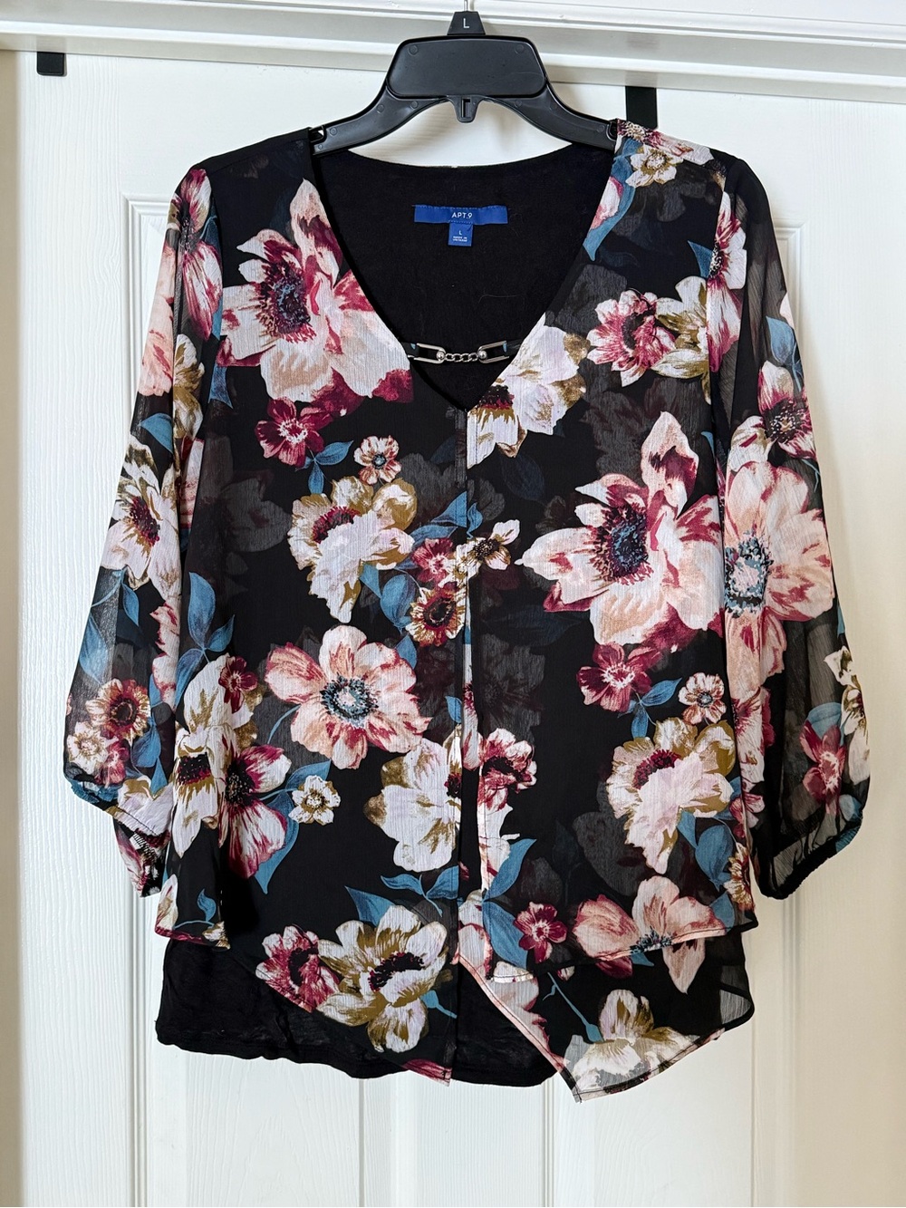 Apt. 9 Black Floral V-Neck Blouse with Chain Accent